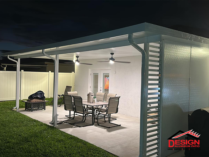Custom outdoor living area in Ocala FL, ideal for gatherings and relaxation