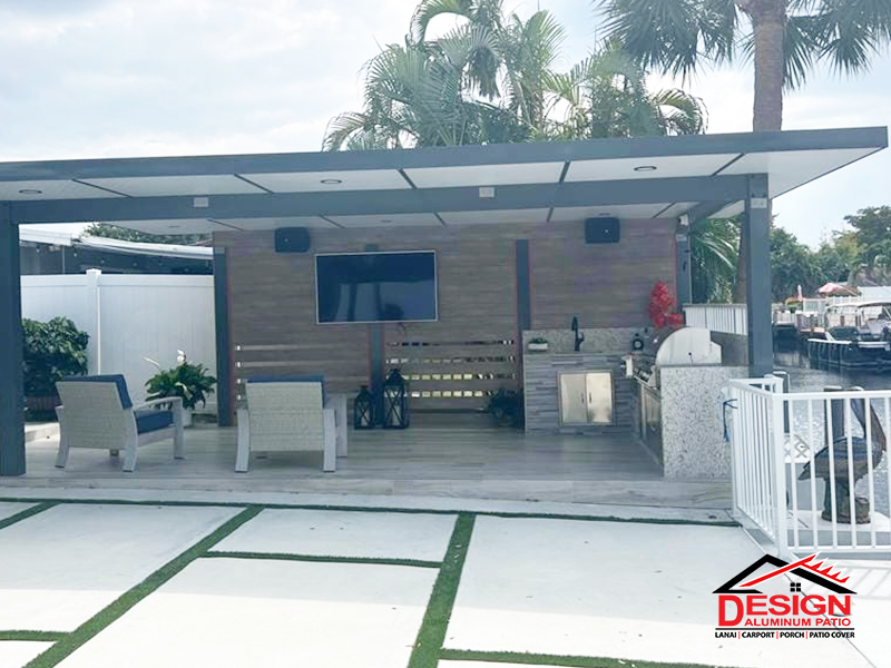 Upgraded backyard in Ocala with weather-resistant aluminum roof