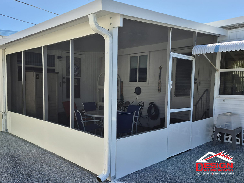 Screen enclosure with pool view in Ocala